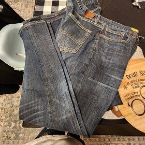 2 pairs Lucky Brand denim jeans Mens